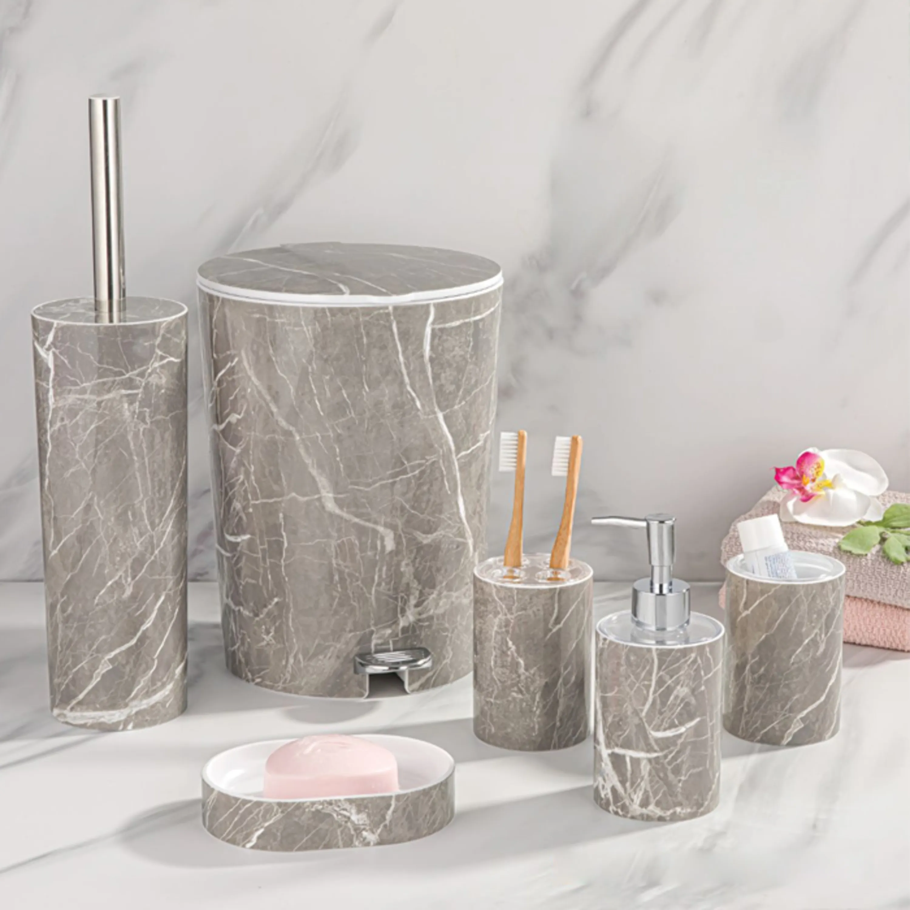 ست سرویس بهداشتی 2 جداره رومانتیک طرح ماربل لیمون ست سرویس بهداشتی 2 جداره رومانتیک طرح ماربل لیمون